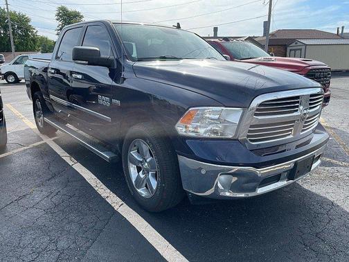 Dark 2016 RAM 1500 SLT