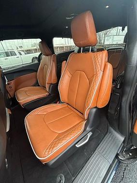 2024 Chrysler Pacifica Pinnacle