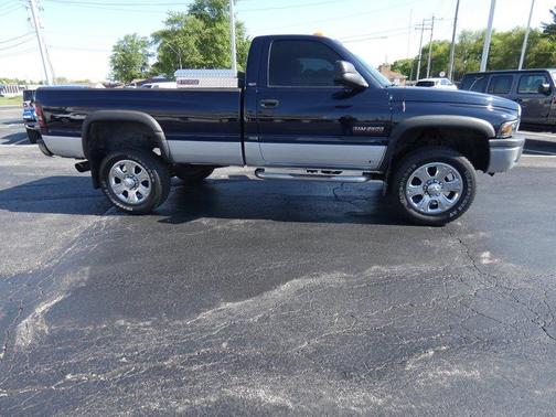 Patriot Blue 2000 Dodge Ram 2500 SLT