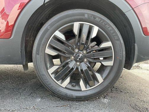 Maroon 2023 Kia Telluride SX