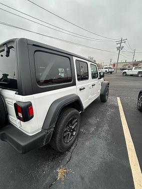 2024 Jeep Wrangler Sport
