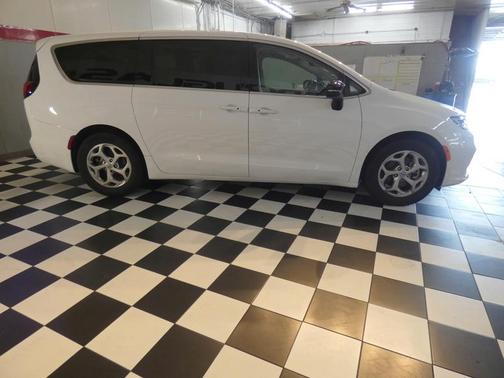2024 Chrysler Pacifica Limited