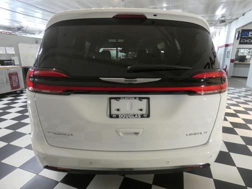 2024 Chrysler Pacifica Limited