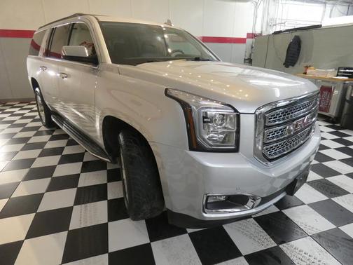 2020 GMC Yukon XL SLT