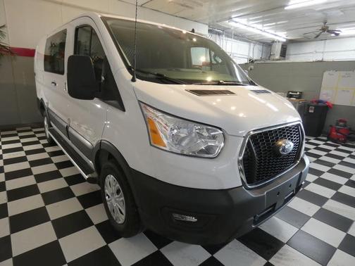 2022 Ford Transit-250 Base
