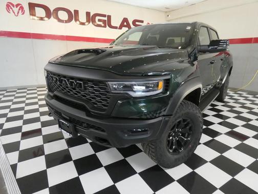 Serrano Red 2026 RAM 1500 RHO