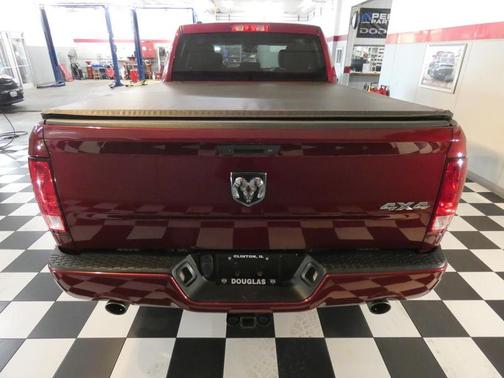 2017 RAM 1500 Tradesman/Express