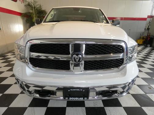 2022 RAM 1500 Classic SLT