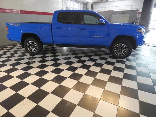 2020 Toyota Tacoma TRD Sport