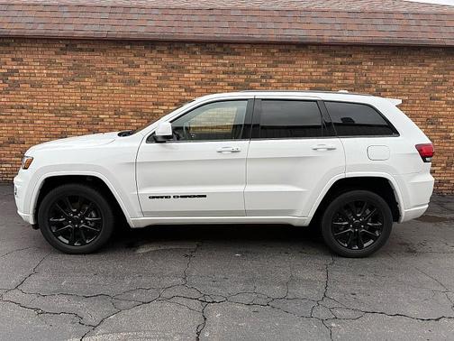 2019 Jeep Grand Cherokee Laredo