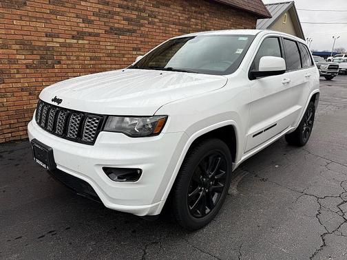 2019 Jeep Grand Cherokee Laredo