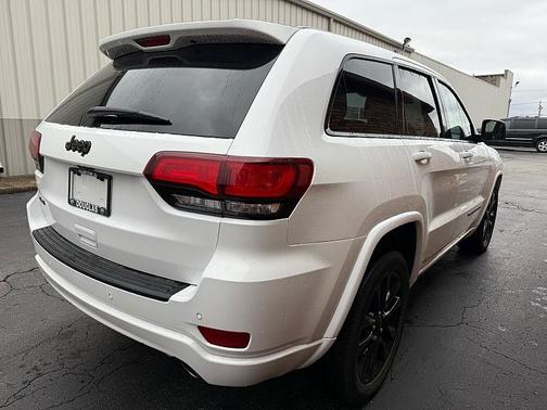 2019 Jeep Grand Cherokee Laredo