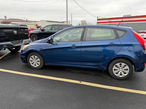 2017 Hyundai Accent SE