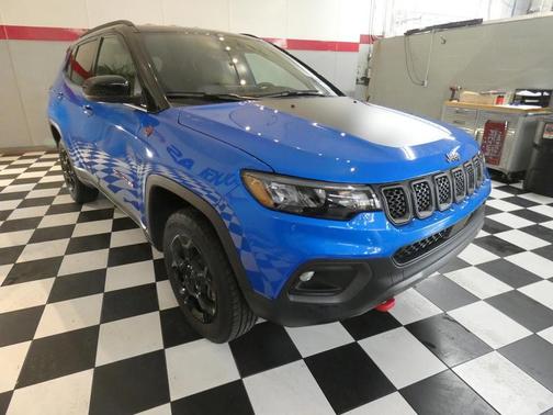 2023 Jeep Compass Trailhawk
