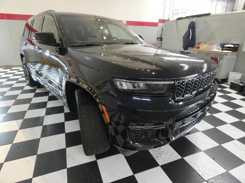 Midnight Sky 2024 Jeep Grand Cherokee L Summit