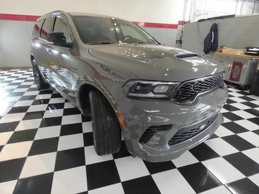 Gray 2026 Dodge Durango GT HEMI V8