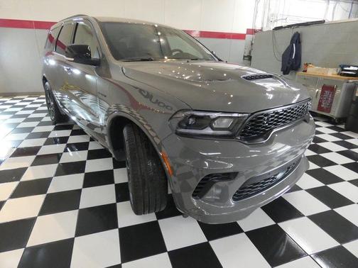 Gray 2026 Dodge Durango GT HEMI V8