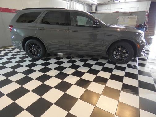 Gray 2026 Dodge Durango GT HEMI V8