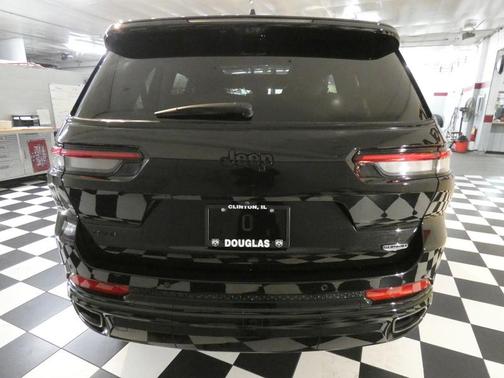 2025 Jeep Grand Cherokee L Summit