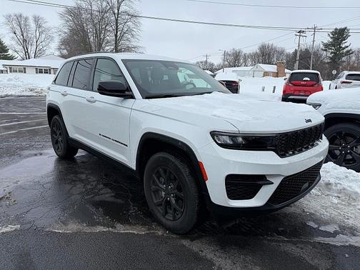 2024 Jeep Grand Cherokee Laredo