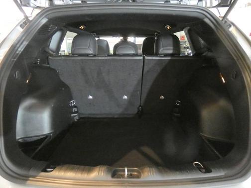Silver Zynith 2025 Jeep Compass Limited