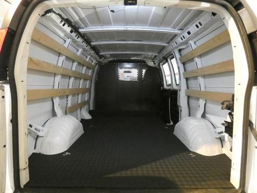 2024 Chevrolet Express 2500 Work Van