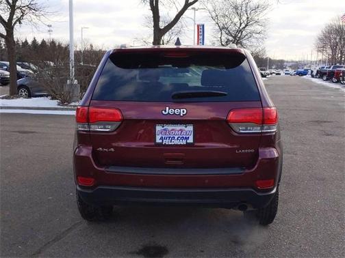 Photo 3 of 25 of 2019 Jeep Grand Cherokee Laredo
