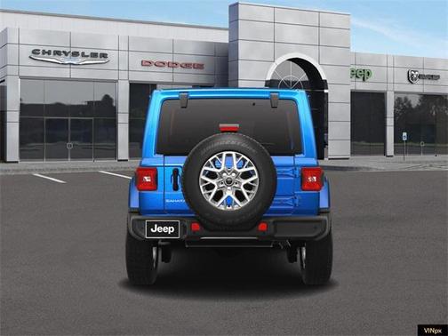 2025 Jeep Wrangler 4-Door Sahara 4x4