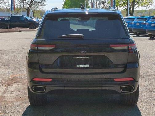 2025 Jeep Grand Cherokee Summit