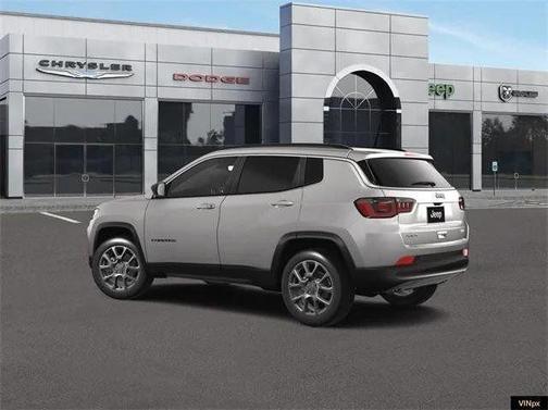 2023 Jeep Compass Latitude Lux
