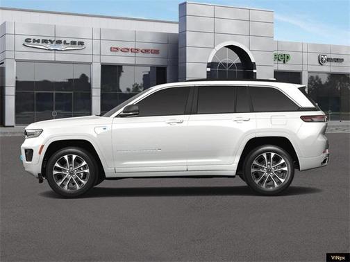 2025 Jeep Grand Cherokee 4xe Overland