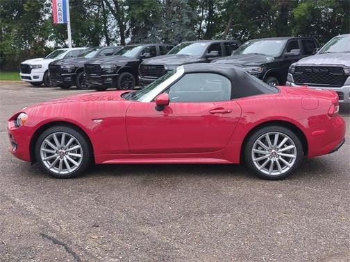 2018 FIAT 124 Spider Base