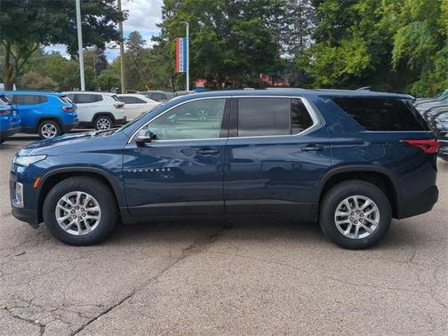 2023 Chevrolet Traverse LS