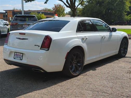 2022 Chrysler 300 S