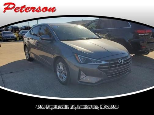 Photo 1 of 3 of 2019 Hyundai Elantra SEL