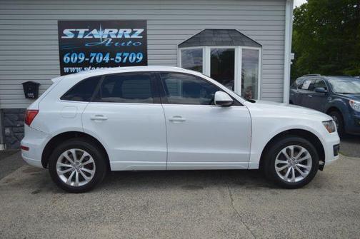 White 2012 Audi Q5 2.0T Premium