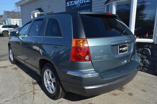 2005 Chrysler Pacifica Touring