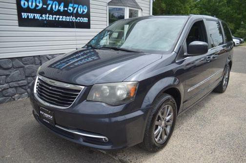 Black 2014 Chrysler Town & Country S