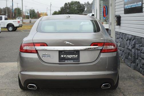 2010 Jaguar XF Premium