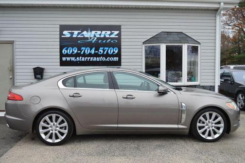 2010 Jaguar XF Premium