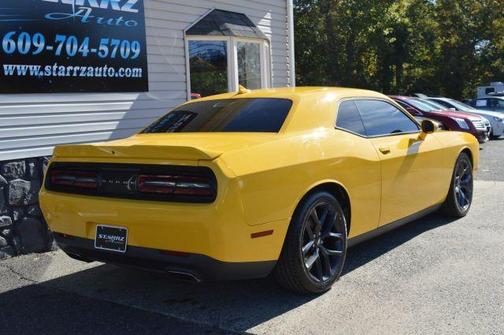 2017 Dodge Challenger SXT