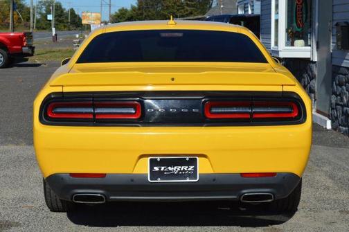 2017 Dodge Challenger SXT