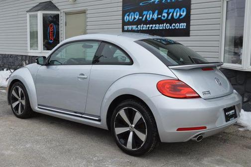 2012 Volkswagen Beetle 2.0T Turbo