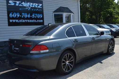 2005 BMW 745 i
