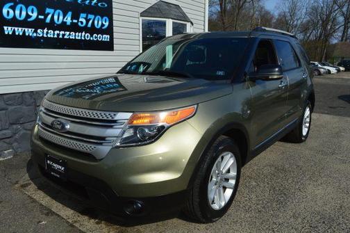 Green 2013 Ford Explorer XLT