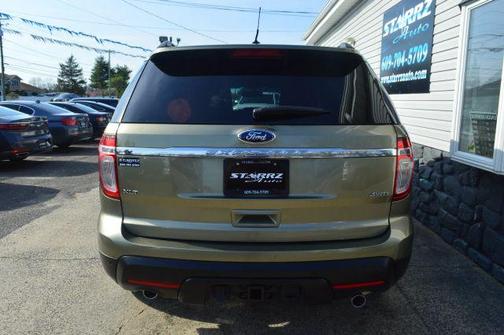 Green 2013 Ford Explorer XLT