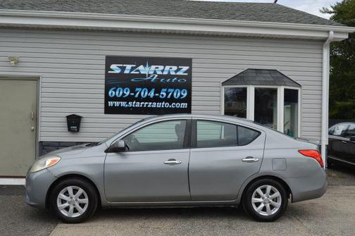 2014 Nissan Versa 1.6 SV