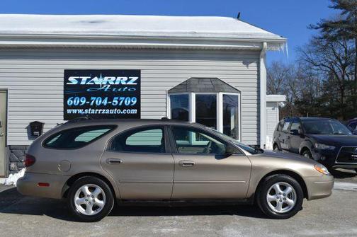2003 Ford Taurus SE