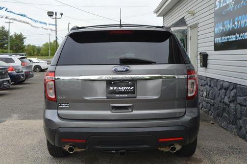 Gray 2014 Ford Explorer XLT