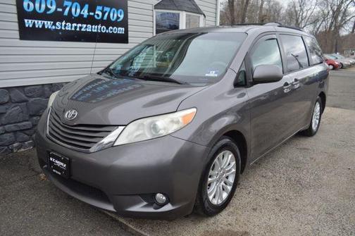2011 Toyota Sienna XLE